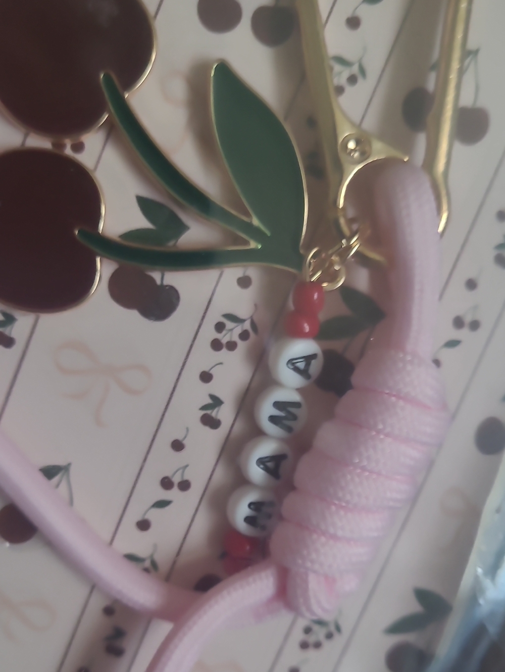 Pink Mama Charm Keychain - Picture 3 of 5